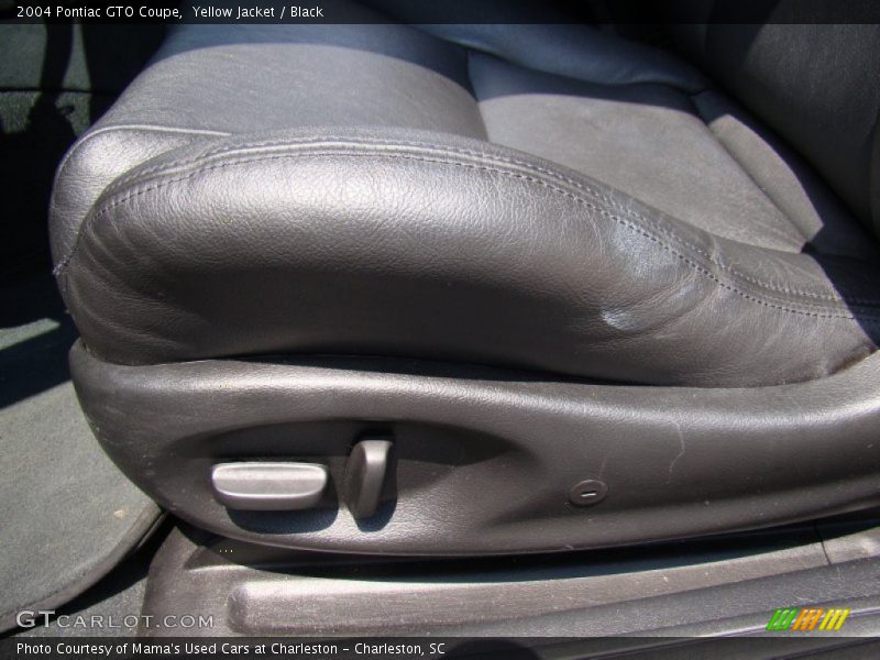 Front Seat of 2004 GTO Coupe