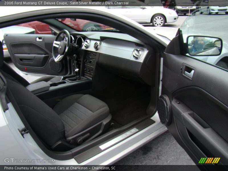 Satin Silver Metallic / Dark Charcoal 2006 Ford Mustang GT Deluxe Coupe