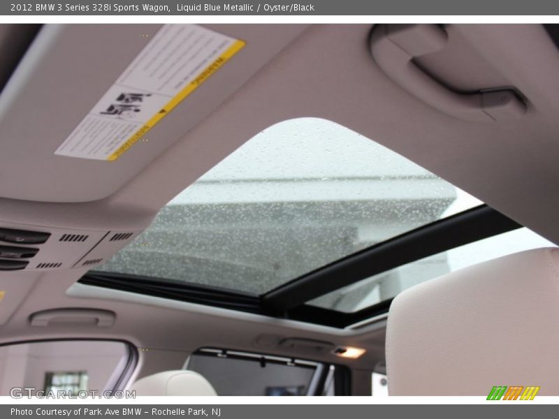 Sunroof of 2012 3 Series 328i Sports Wagon