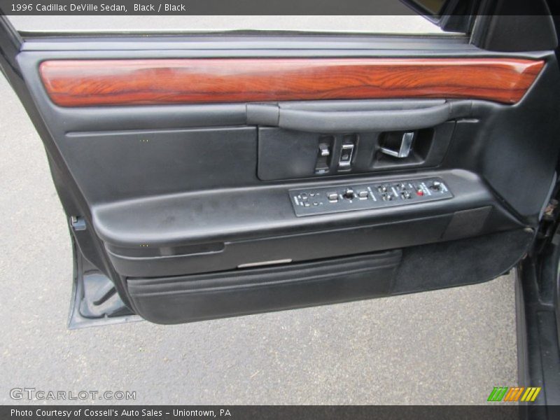 Black / Black 1996 Cadillac DeVille Sedan