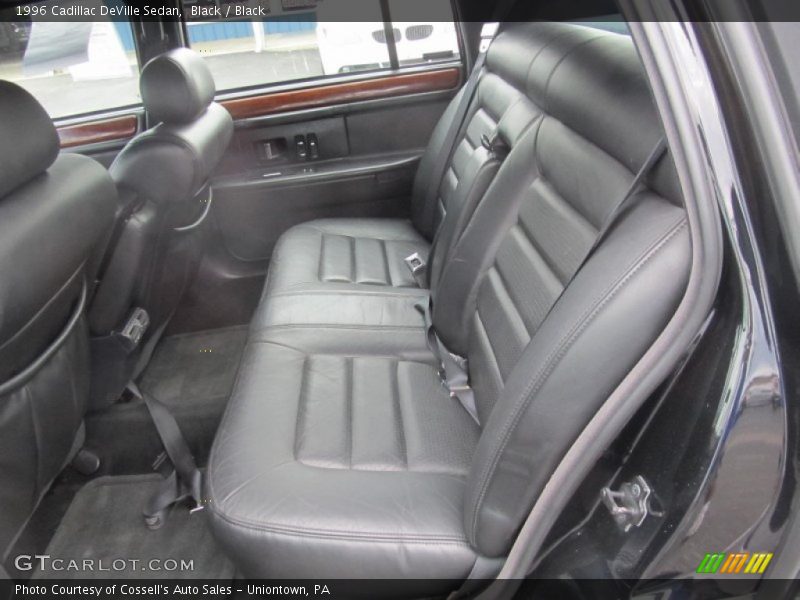 Black / Black 1996 Cadillac DeVille Sedan