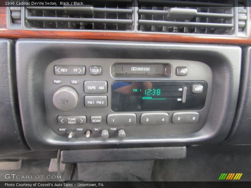 Black / Black 1996 Cadillac DeVille Sedan