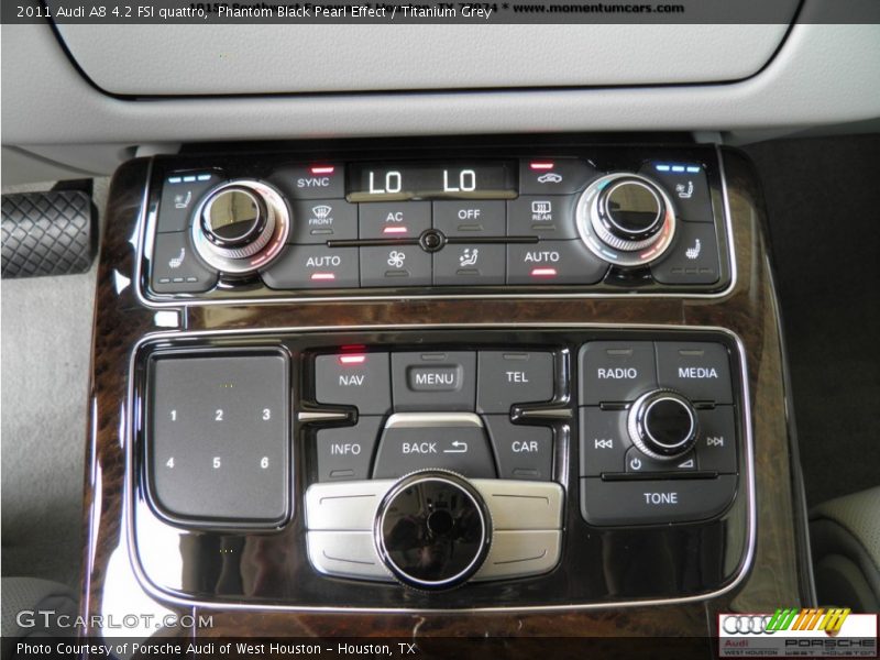 Phantom Black Pearl Effect / Titanium Grey 2011 Audi A8 4.2 FSI quattro