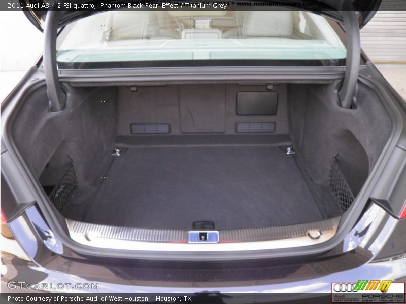 Phantom Black Pearl Effect / Titanium Grey 2011 Audi A8 4.2 FSI quattro