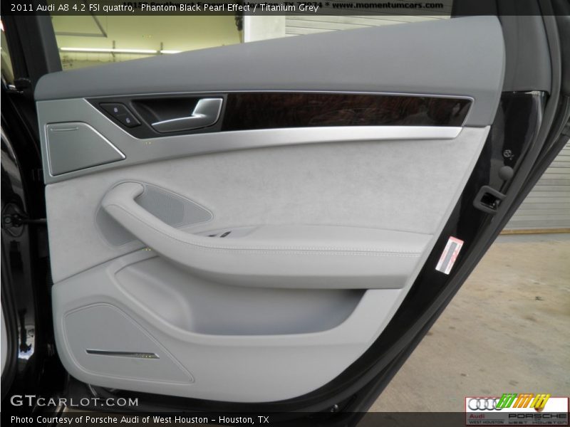 Phantom Black Pearl Effect / Titanium Grey 2011 Audi A8 4.2 FSI quattro