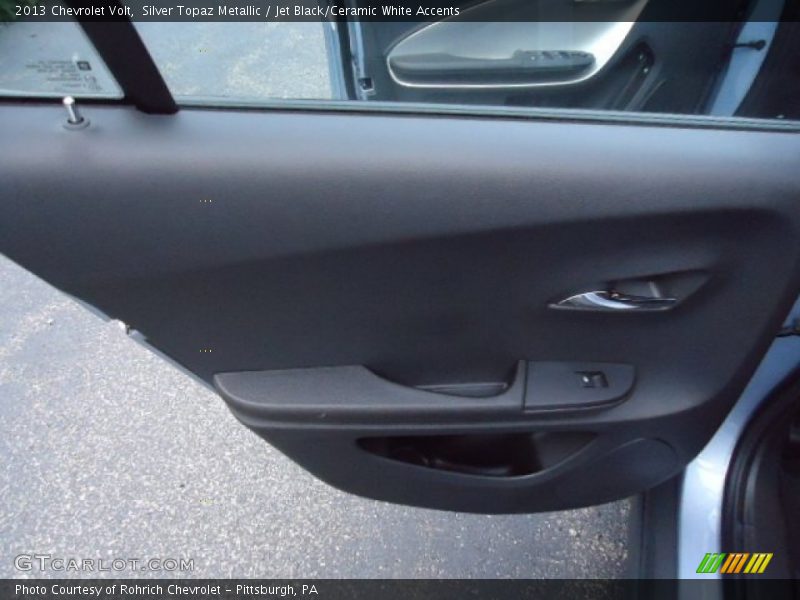 Silver Topaz Metallic / Jet Black/Ceramic White Accents 2013 Chevrolet Volt