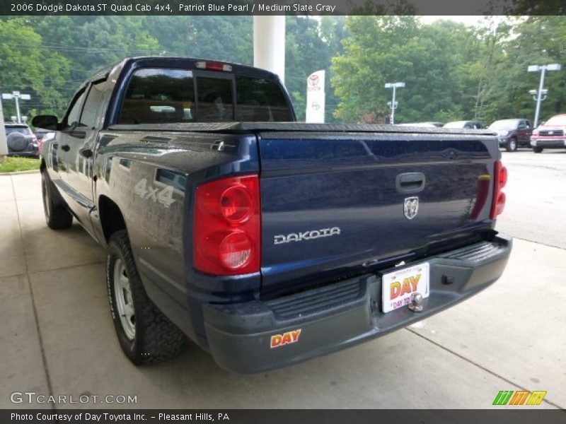 Patriot Blue Pearl / Medium Slate Gray 2006 Dodge Dakota ST Quad Cab 4x4