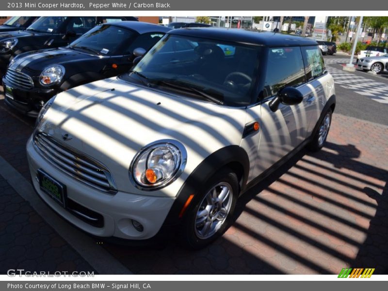 Pepper White / Carbon Black 2013 Mini Cooper Hardtop