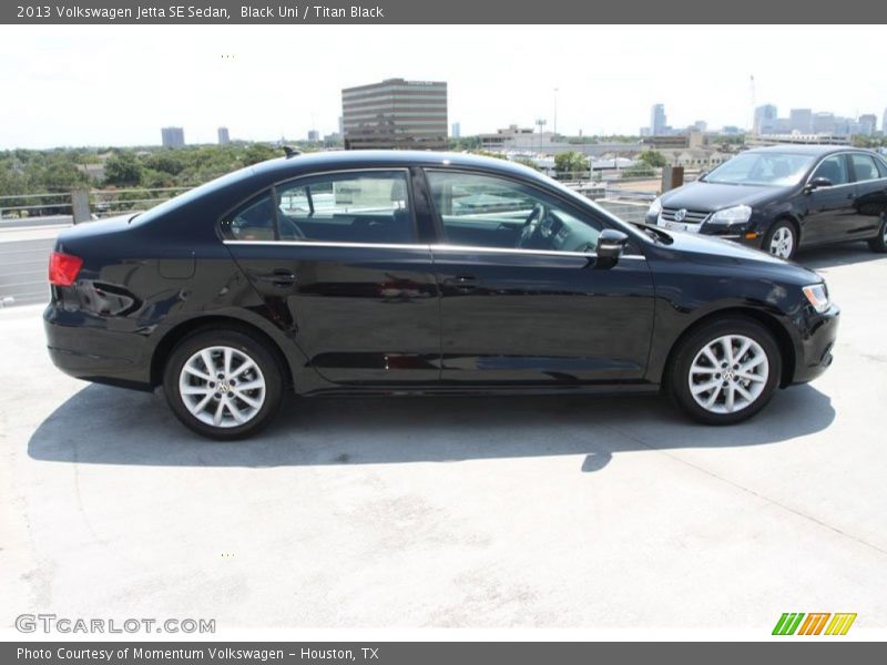 Black Uni / Titan Black 2013 Volkswagen Jetta SE Sedan