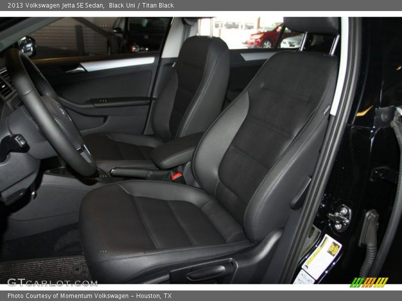 Black Uni / Titan Black 2013 Volkswagen Jetta SE Sedan