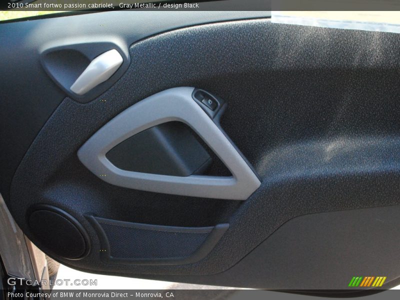 Gray Metallic / design Black 2010 Smart fortwo passion cabriolet