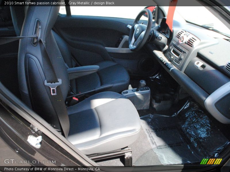 Gray Metallic / design Black 2010 Smart fortwo passion cabriolet
