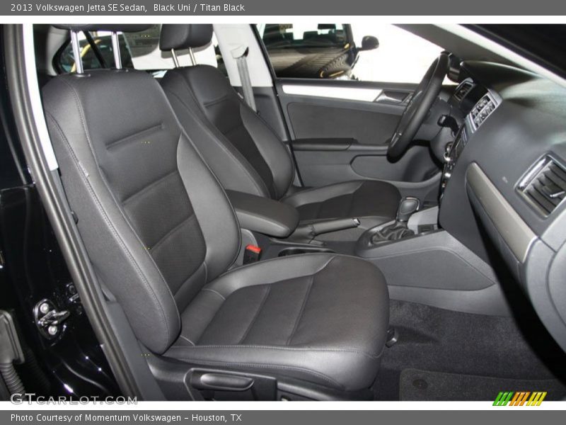 Black Uni / Titan Black 2013 Volkswagen Jetta SE Sedan