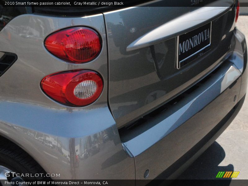 Gray Metallic / design Black 2010 Smart fortwo passion cabriolet