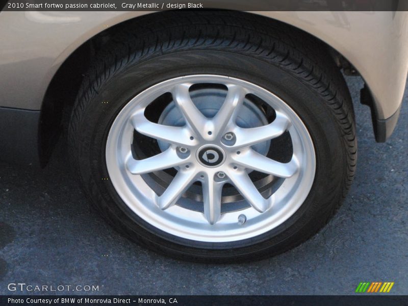 Gray Metallic / design Black 2010 Smart fortwo passion cabriolet