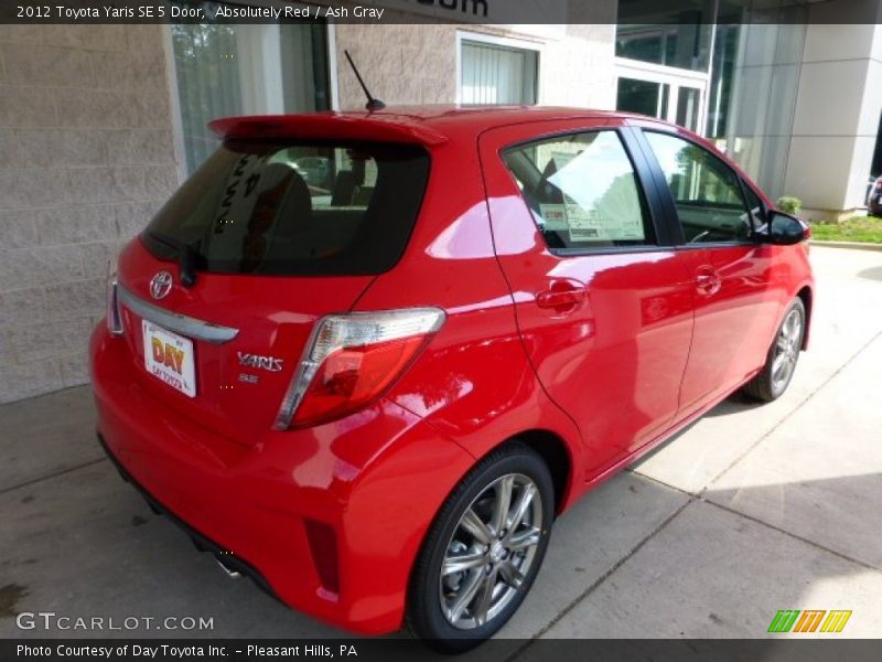 Absolutely Red / Ash Gray 2012 Toyota Yaris SE 5 Door