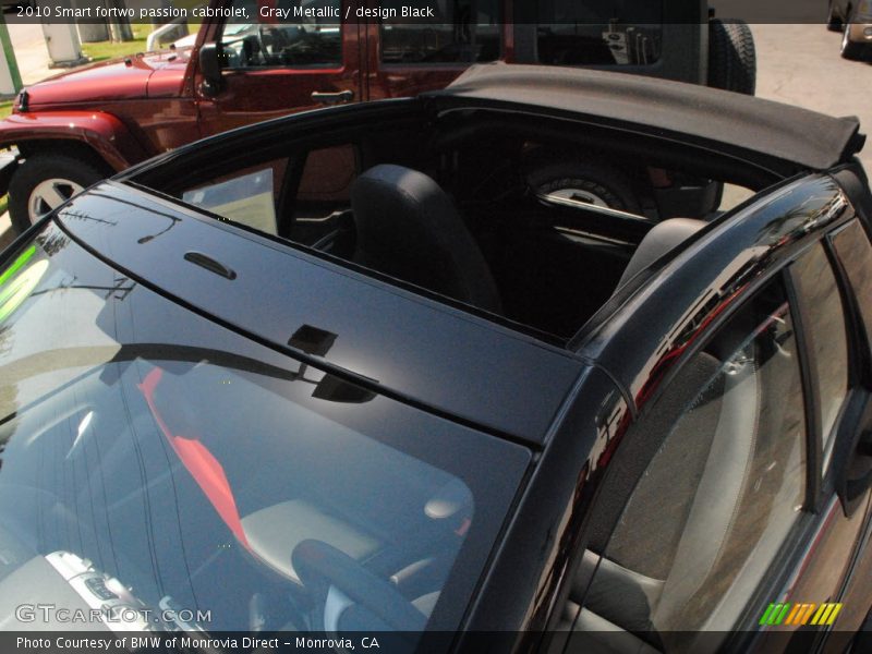 Gray Metallic / design Black 2010 Smart fortwo passion cabriolet