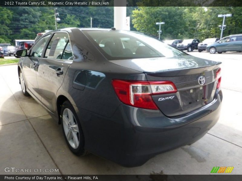 Magnetic Gray Metallic / Black/Ash 2012 Toyota Camry SE