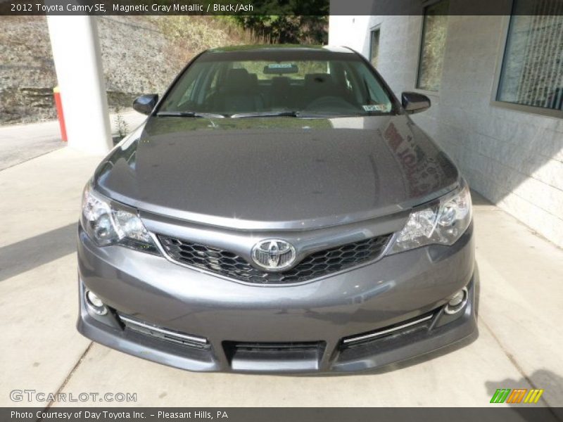 Magnetic Gray Metallic / Black/Ash 2012 Toyota Camry SE