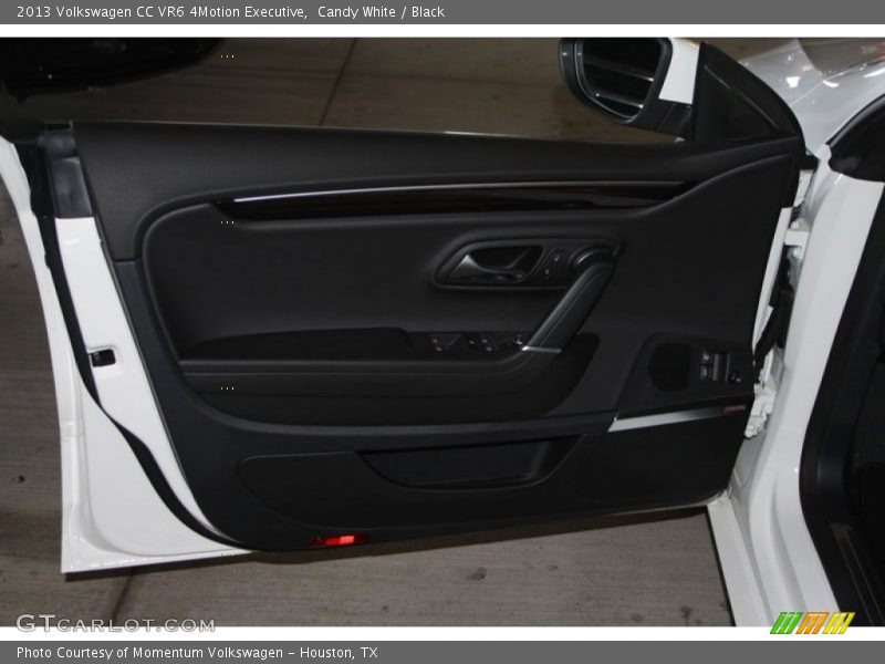 Door Panel of 2013 CC VR6 4Motion Executive
