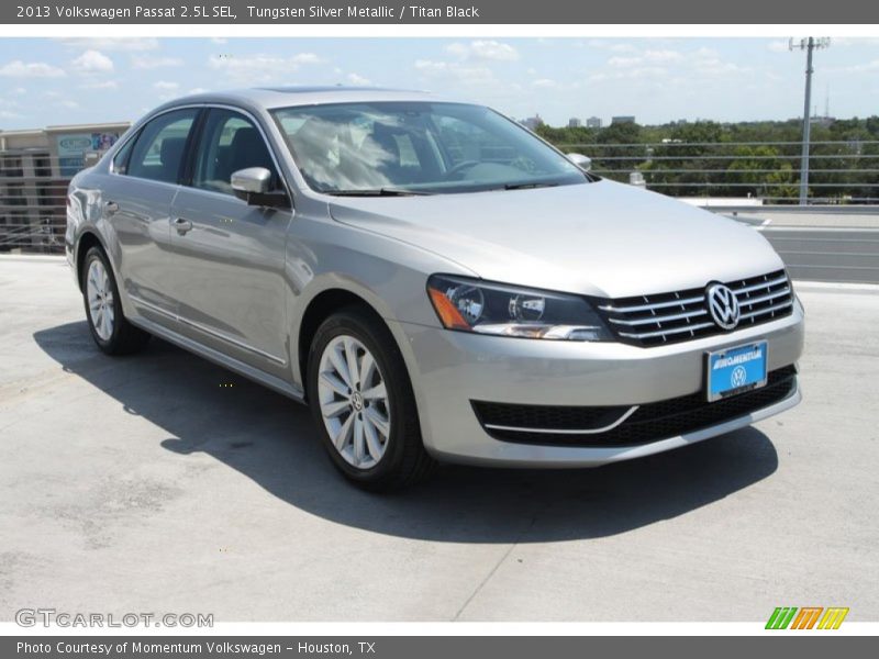 Tungsten Silver Metallic / Titan Black 2013 Volkswagen Passat 2.5L SEL
