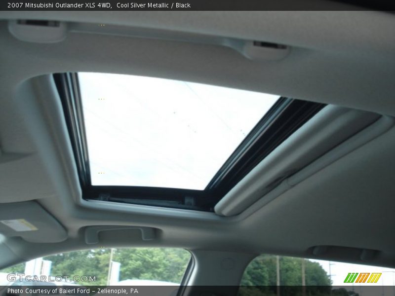Cool Silver Metallic / Black 2007 Mitsubishi Outlander XLS 4WD