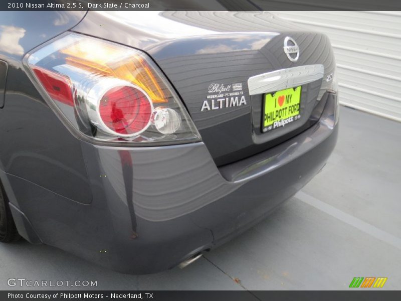 Dark Slate / Charcoal 2010 Nissan Altima 2.5 S