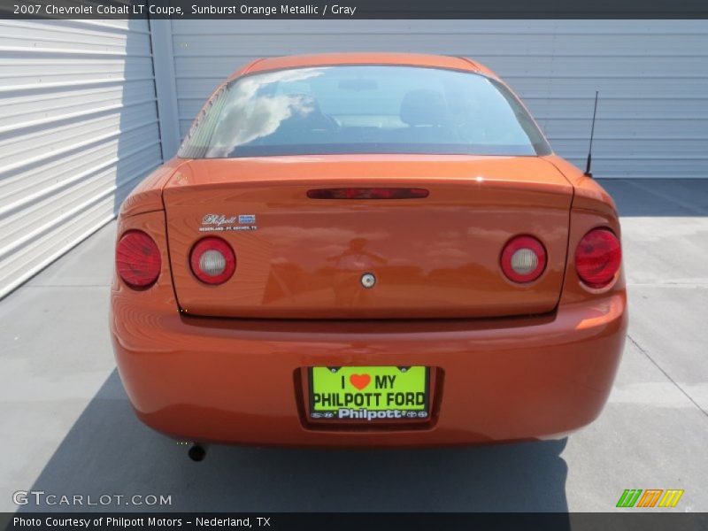 Sunburst Orange Metallic / Gray 2007 Chevrolet Cobalt LT Coupe