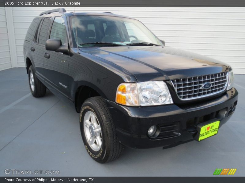 Black / Graphite 2005 Ford Explorer XLT