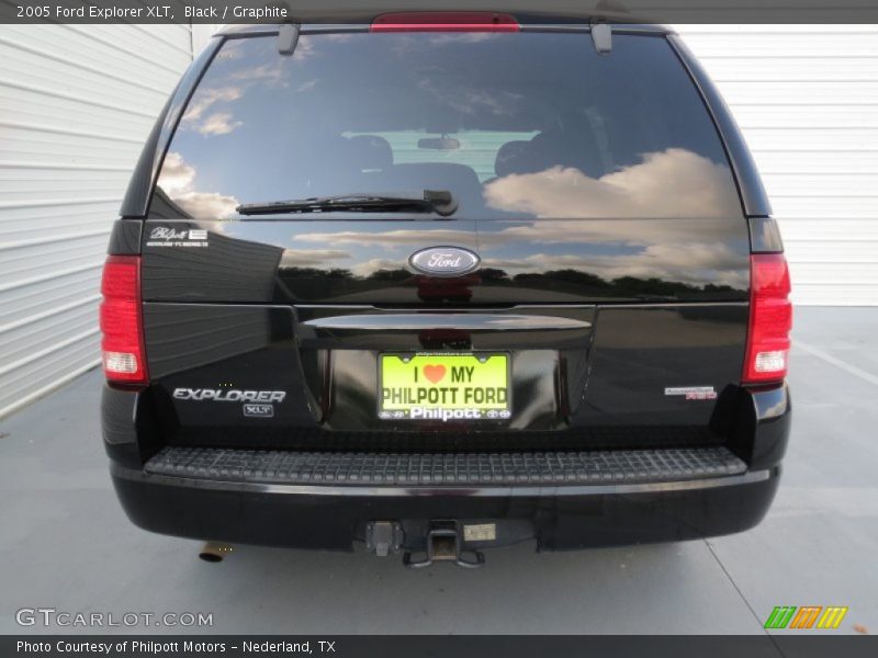 Black / Graphite 2005 Ford Explorer XLT