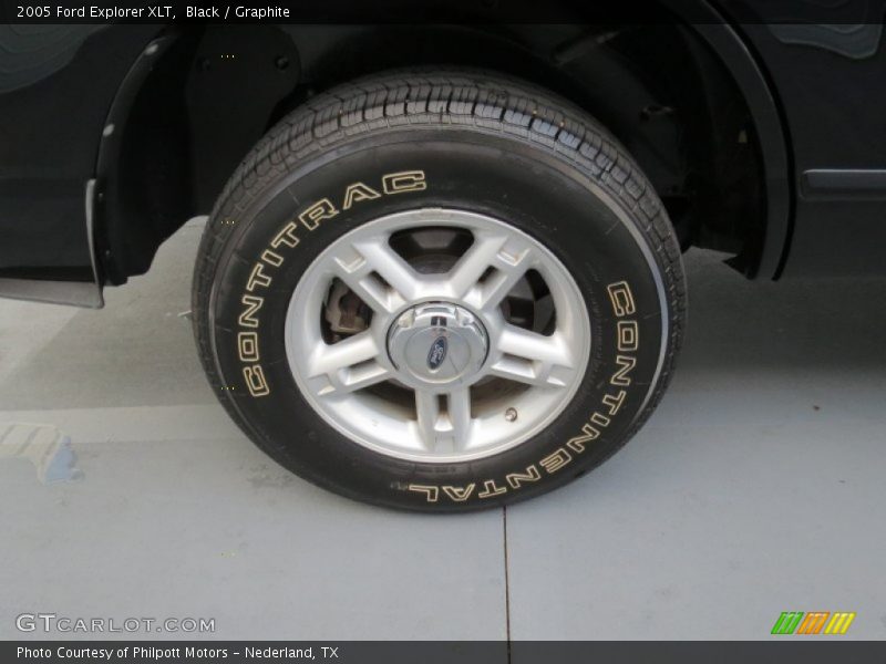 Black / Graphite 2005 Ford Explorer XLT