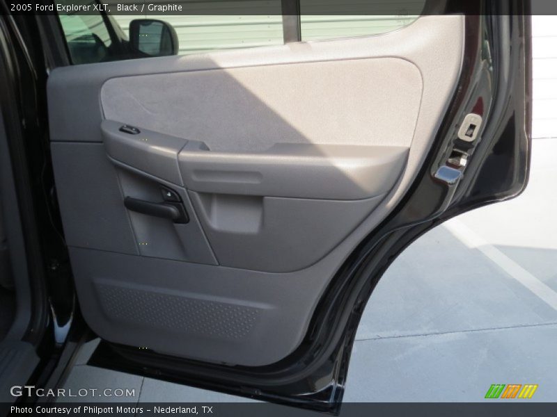 Black / Graphite 2005 Ford Explorer XLT