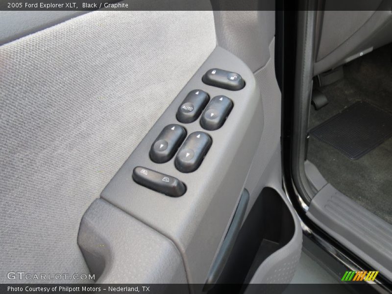 Black / Graphite 2005 Ford Explorer XLT