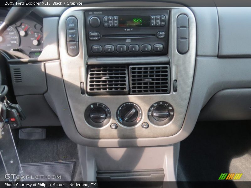 Black / Graphite 2005 Ford Explorer XLT