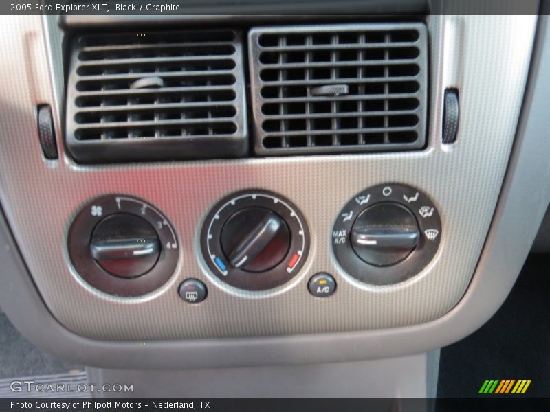 Black / Graphite 2005 Ford Explorer XLT