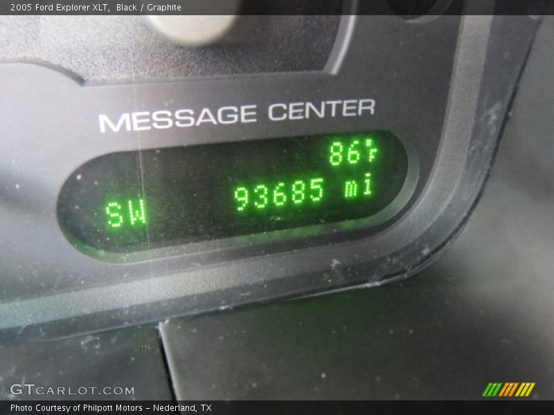 Black / Graphite 2005 Ford Explorer XLT