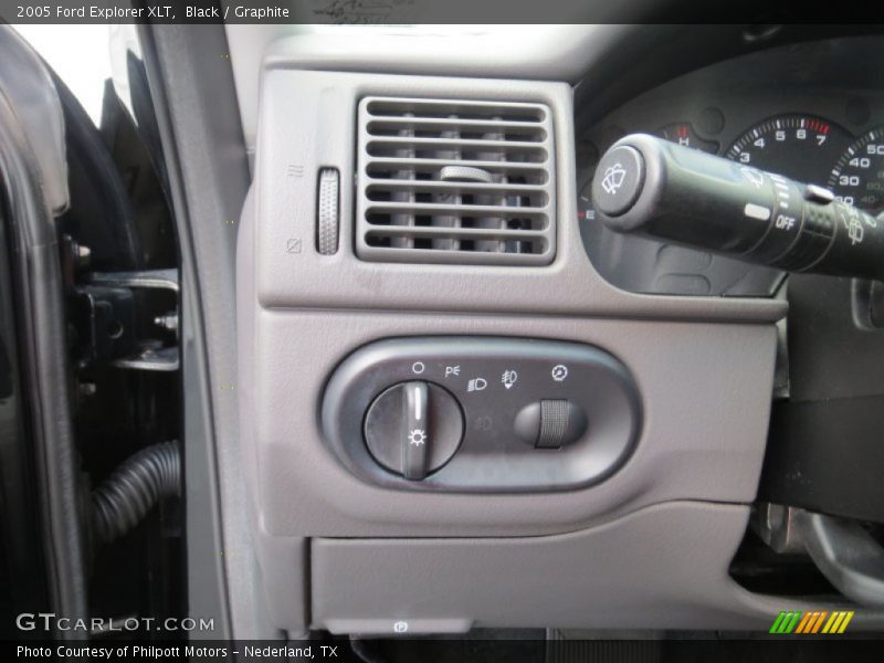 Black / Graphite 2005 Ford Explorer XLT