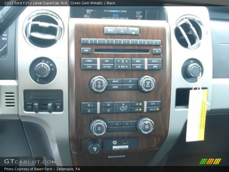 Green Gem Metallic / Black 2012 Ford F150 Lariat SuperCab 4x4