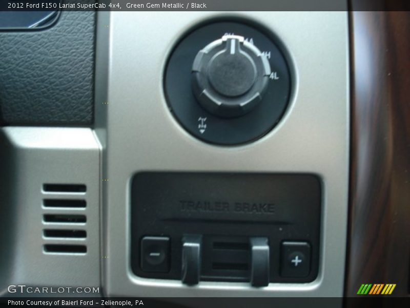 Green Gem Metallic / Black 2012 Ford F150 Lariat SuperCab 4x4