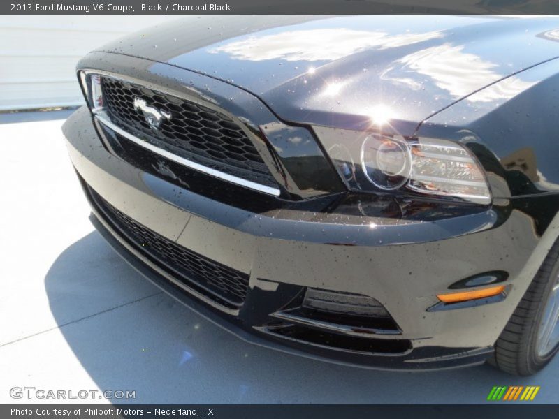Black / Charcoal Black 2013 Ford Mustang V6 Coupe