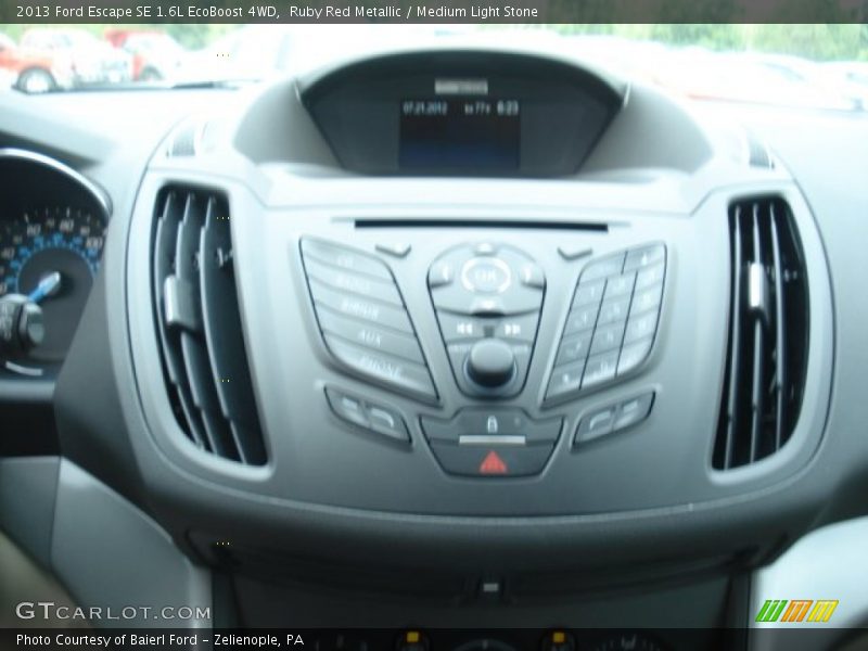 Ruby Red Metallic / Medium Light Stone 2013 Ford Escape SE 1.6L EcoBoost 4WD