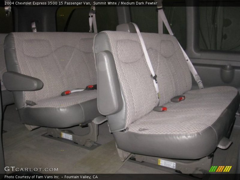 Summit White / Medium Dark Pewter 2004 Chevrolet Express 3500 15 Passenger Van