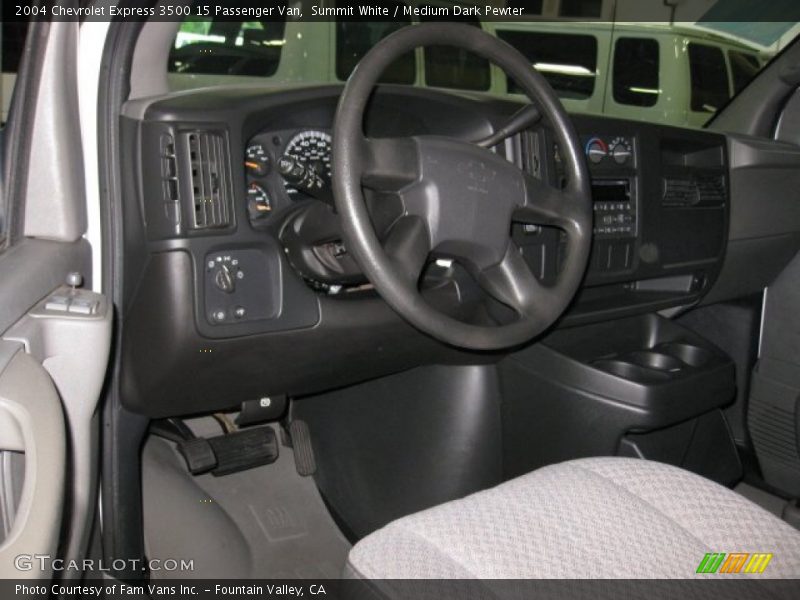 Summit White / Medium Dark Pewter 2004 Chevrolet Express 3500 15 Passenger Van