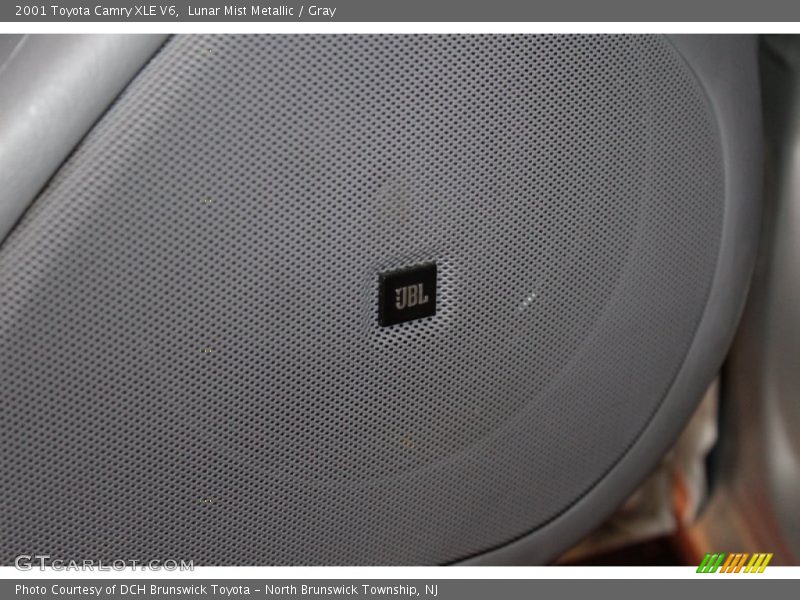 Lunar Mist Metallic / Gray 2001 Toyota Camry XLE V6