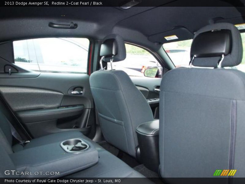 Redline 2-Coat Pearl / Black 2013 Dodge Avenger SE