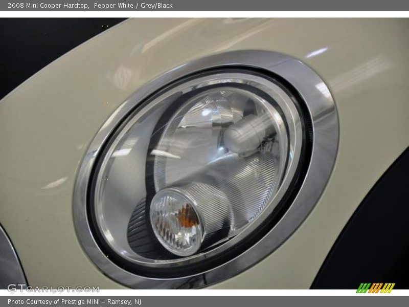 Pepper White / Grey/Black 2008 Mini Cooper Hardtop
