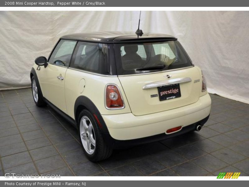 Pepper White / Grey/Black 2008 Mini Cooper Hardtop
