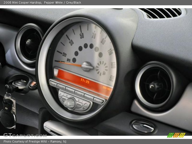 Pepper White / Grey/Black 2008 Mini Cooper Hardtop
