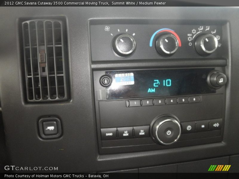 Summit White / Medium Pewter 2012 GMC Savana Cutaway 3500 Commercial Moving Truck