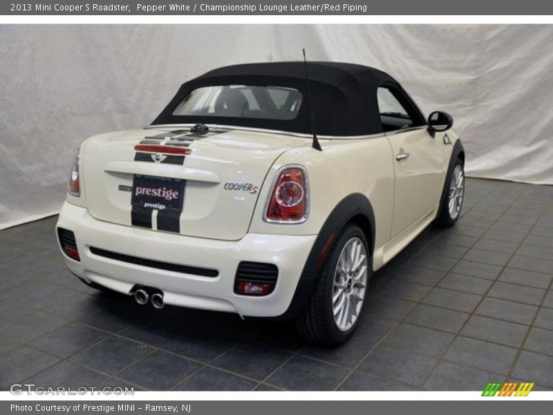 Pepper White / Championship Lounge Leather/Red Piping 2013 Mini Cooper S Roadster
